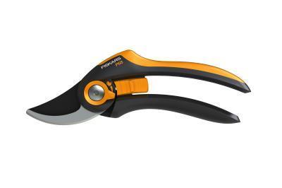 Секатор Fiskars SmartFit плоскостной 1001424 в интернет гипермаркете «Планета Лета». Фото