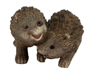 Фигура Ежики влюбленные Н-16 см., L-16 см., В-12 см F1112 в интернет гипермаркете «Планета Лета». Фото