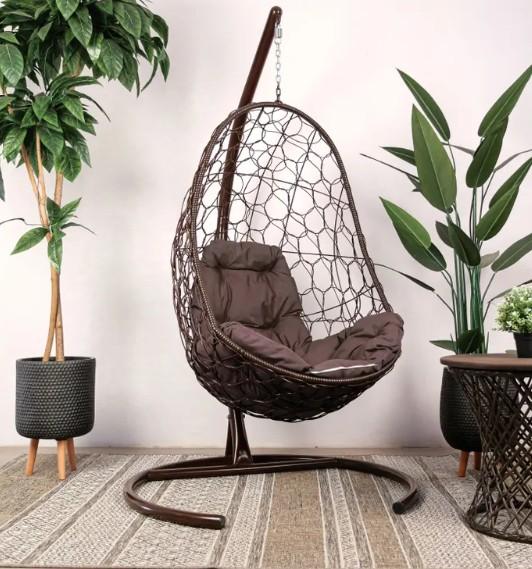 Кресло подвесное ОВАЛ с ротангом коричневое, коричневая подушка в интернет гипермаркете «Планета Лета». Фото